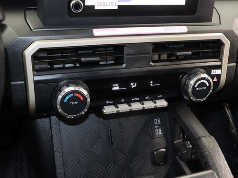 Used 2024 Toyota Tacoma SR RWD image 18