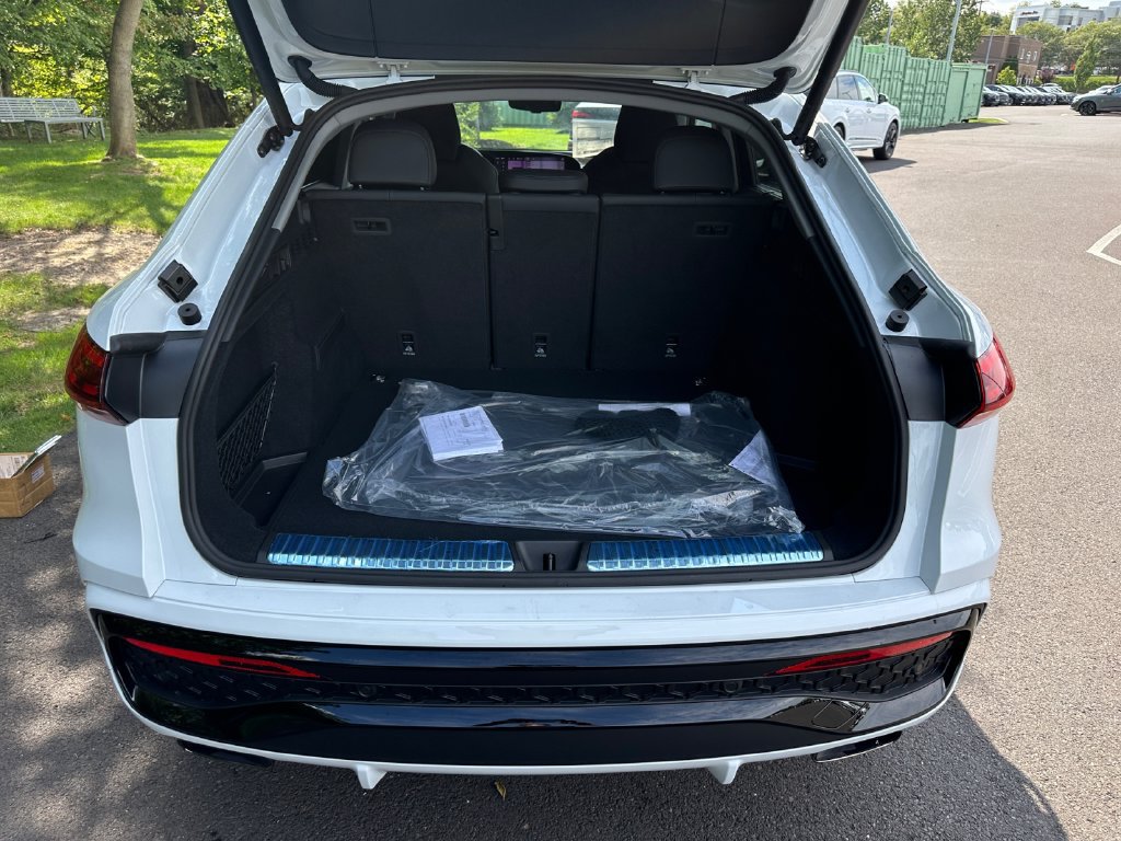 New 2026 Audi Q5 Premium Plus AWD/4WD image 16