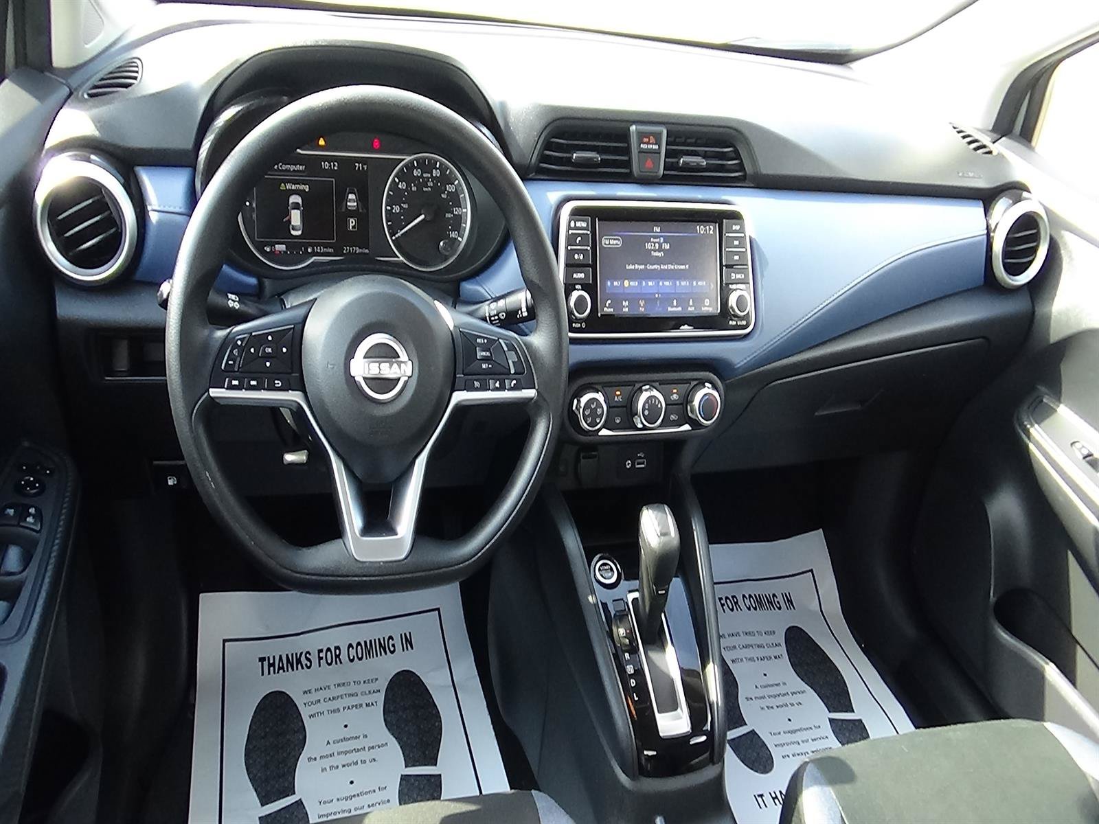 Used 2025 Nissan Versa SV FWD image 12