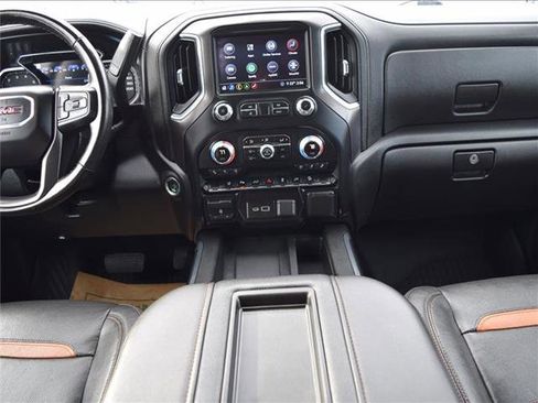 Used 2020 GMC Sierra 2500 AT4 w/ AT4 Premium Package image 29
