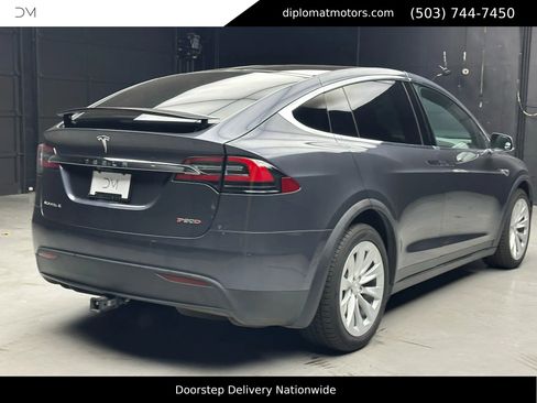 Used 2016 Tesla Model X Performance image 7
