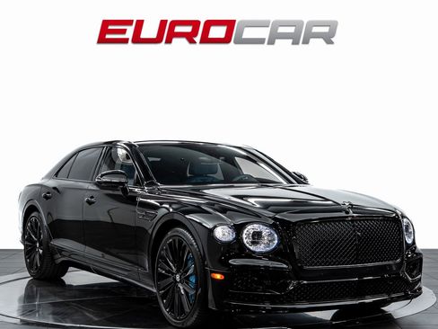 Used 2024 Bentley Flying Spur W12 image 7