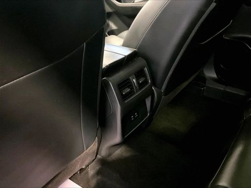 Used 2023 Nissan Rogue SV w/ SV Premium B Package image 23