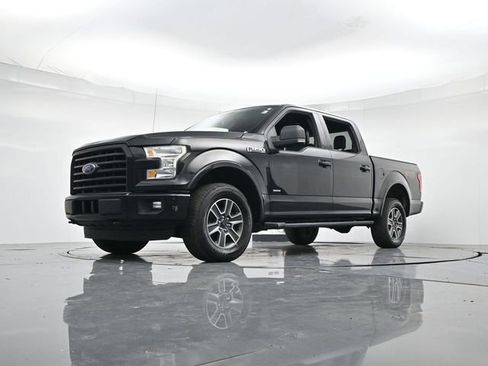 Used 2016 Ford F150 XLT w/ Equipment Group 302A Luxury image 33