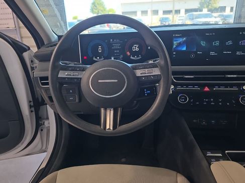 Used 2024 Hyundai Sonata SEL FWD image 16