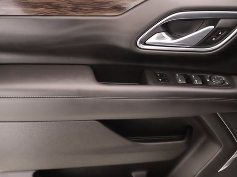 Used 2021 Chevrolet Tahoe LT image 16