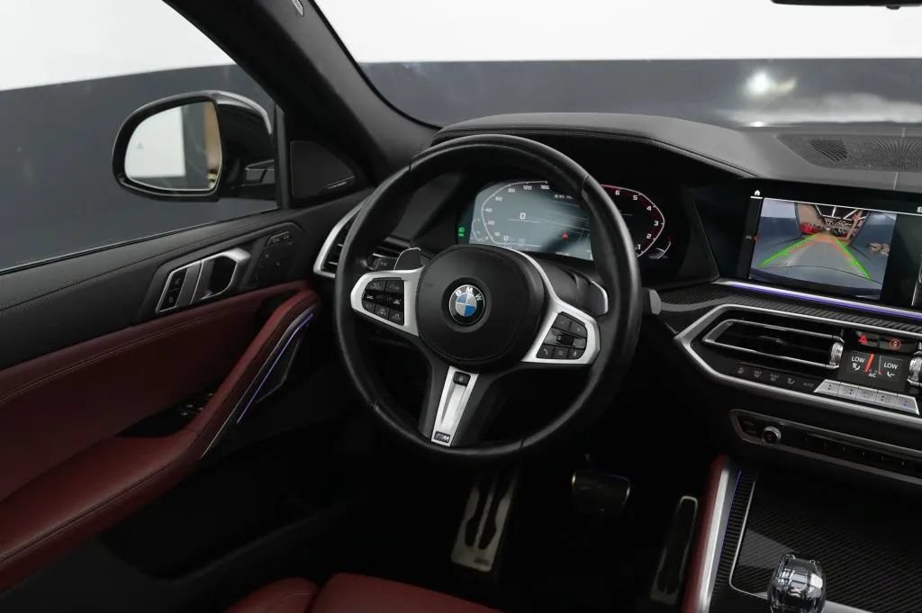 Used 2021 BMW X6 M50i AWD/4WD image 24