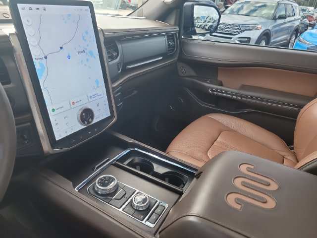 Used 2024 Ford Expedition Max King Ranch AWD/4WD image 25
