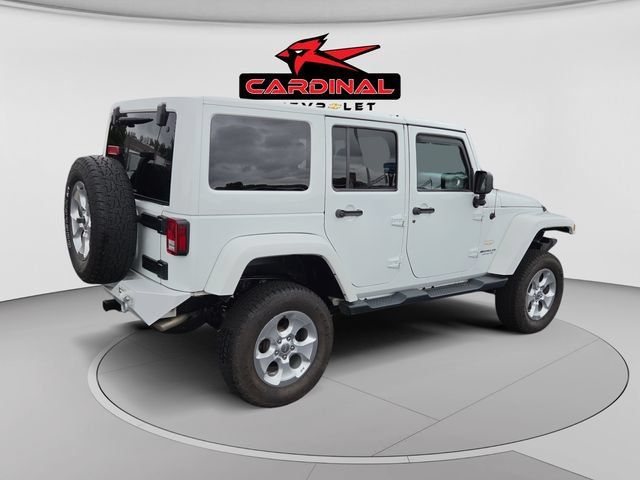 Used 2015 Jeep Wrangler Unlimited Sahara w/ Connectivity Group AWD/4WD image 3