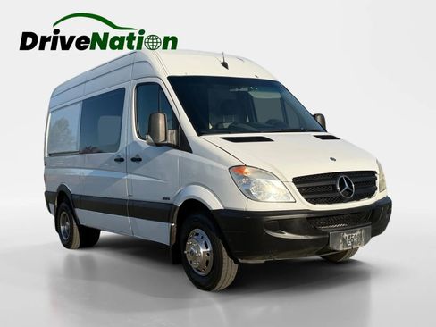 Used 2008 Freightliner Sprinter 3500 image 7