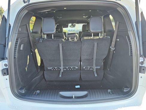 New 2026 Chrysler Pacifica Select image 17