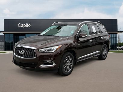 Used 2019 INFINITI QX60 Luxe w/ Essential Package