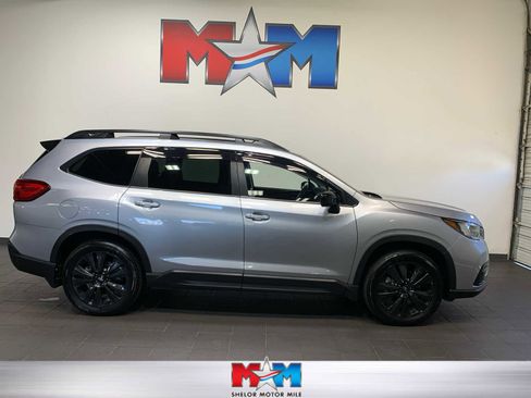 Used 2022 Subaru Ascent Onyx Edition image 1