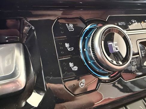 Used 2025 GMC Sierra 1500 Denali Ultimate image 26