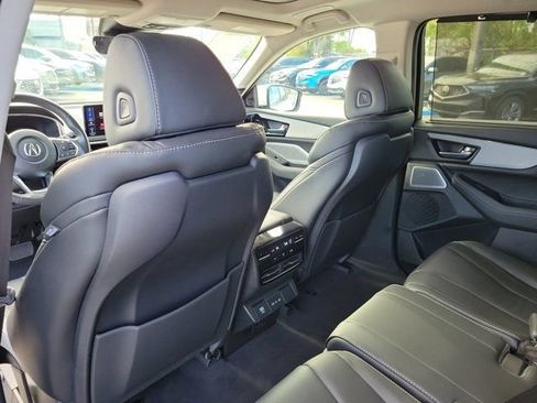 Used 2025 Acura MDX w/ Technology Package image 9