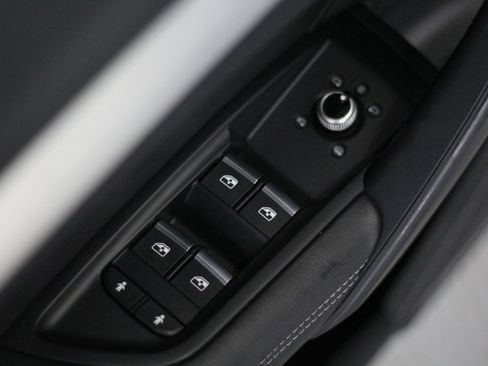 Used 2019 Audi SQ5 Premium Plus w/ Premium Plus Package AWD/4WD image 54