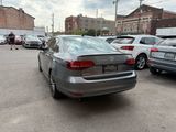 Used 2016 Volkswagen Jetta Sport image 4