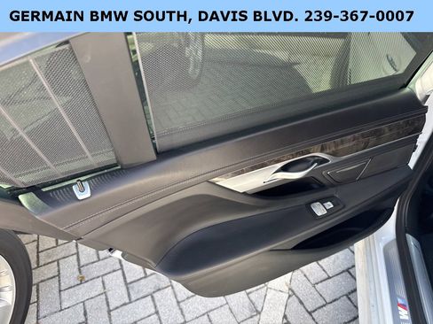 Used 2019 BMW 750i w/ Executive Package image 38