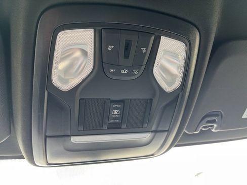 Used 2024 RAM 3500 Tradesman w/ Chrome Appearance Group image 31