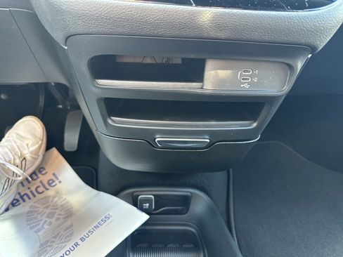 New 2026 Chrysler Pacifica Select image 70