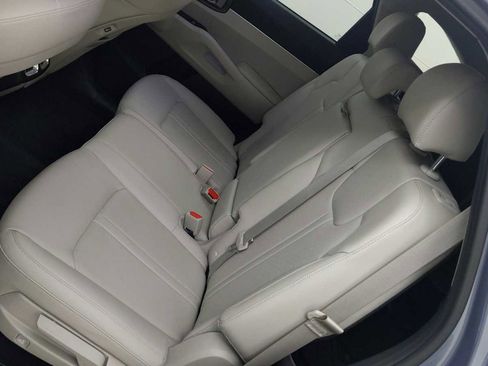 Used 2023 Kia Sorento S w/ Panoramic Sunroof Package FWD image 21