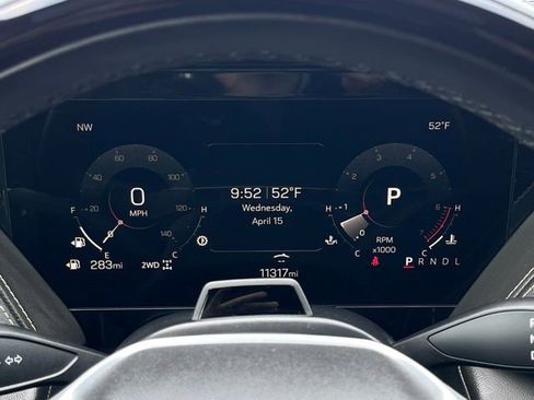 Used 2025 GMC Yukon XL Elevation AWD/4WD image 13