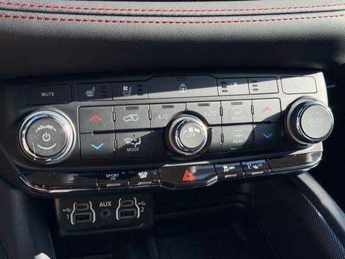 Used 2024 Dodge Durango R/T image 27