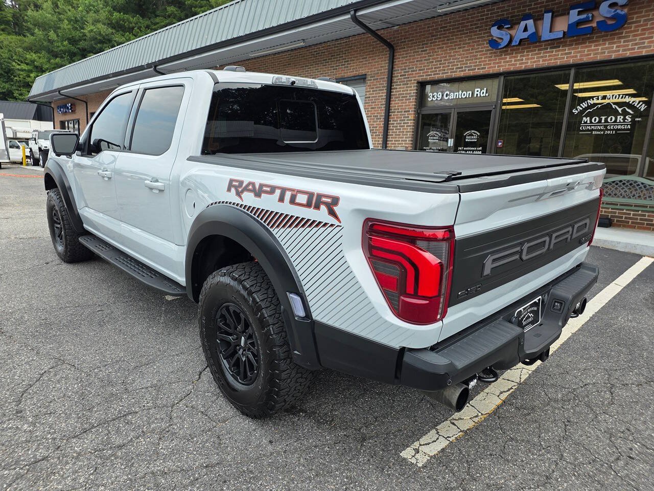Used 2025 Ford F150 Raptor AWD/4WD image 4