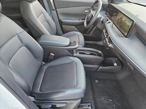 Used 2026 Nissan Leaf SV+ w/ Floor Mat Package (SV+) image 19