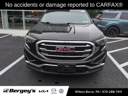 Used 2019 GMC Terrain SLT w/ Preferred Package AWD/4WD image 2