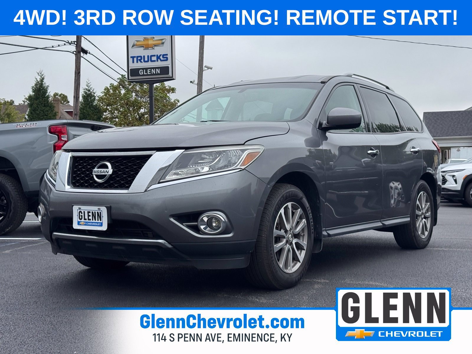 Used 2015 Nissan Pathfinder SV w/ Cargo Package FWD image 1