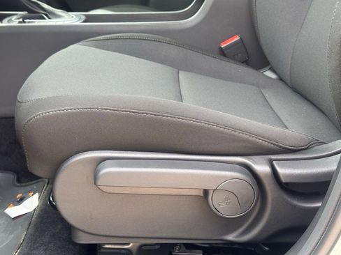 Certified 2026 Hyundai Kona SE image 22