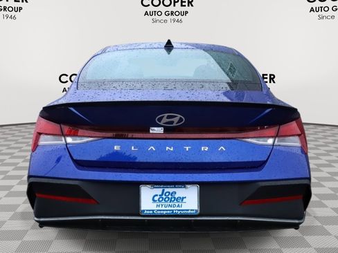 New 2026 Hyundai Elantra Sport image 7