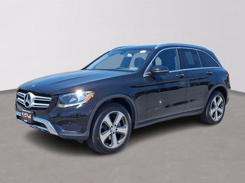 Used 2016 Mercedes-Benz GLC 300 4MATIC image 1