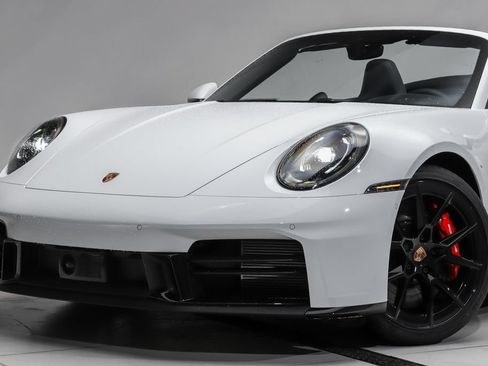 Used 2026 Porsche 911 Carrera 4S AWD/4WD image 2