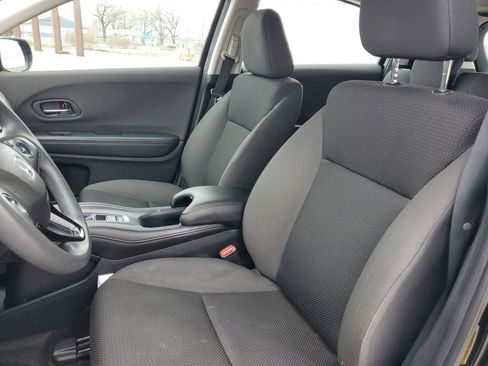 Used 2020 Honda HR-V LX image 18