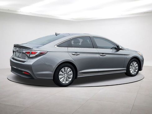 Used 2017 Hyundai Sonata SE image 7