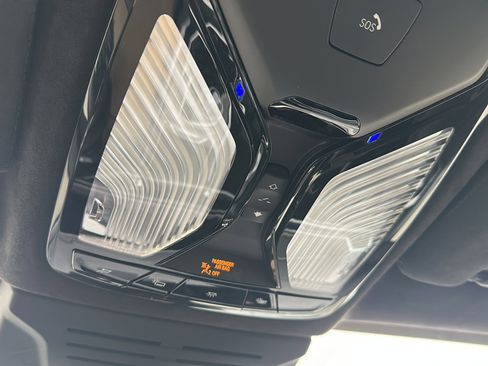 Certified 2024 BMW X7 M60i w/ Executive Package image 38