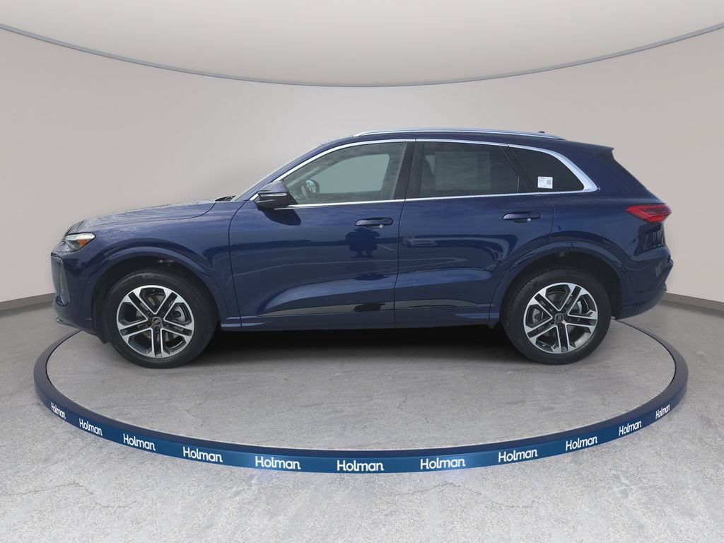 Certified 2025 Audi Q5 Premium w/ Premium Plus AWD/4WD image 8
