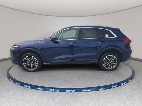 Certified 2025 Audi Q5 Premium w/ Premium Plus AWD/4WD image 8