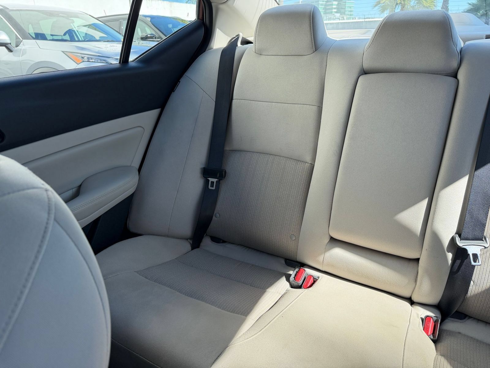 Used 2025 Nissan Altima 2.5 SV FWD image 38