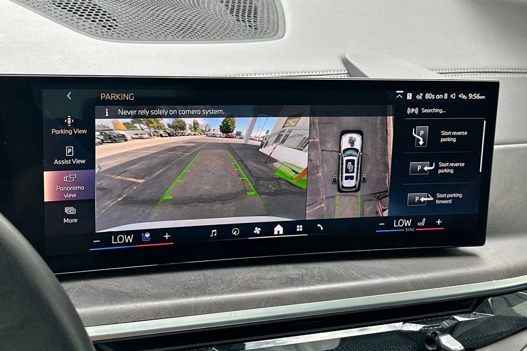 Used 2025 BMW X7 xDrive40i AWD/4WD image 24