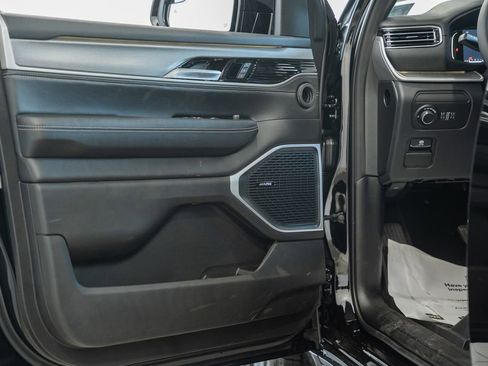 New 2026 Jeep Grand Wagoneer 4WD image 44