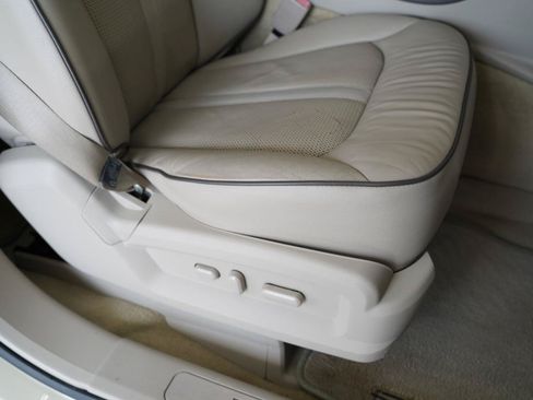 Used 2014 Lincoln MKX FWD w/ Equipment Group 102A image 30