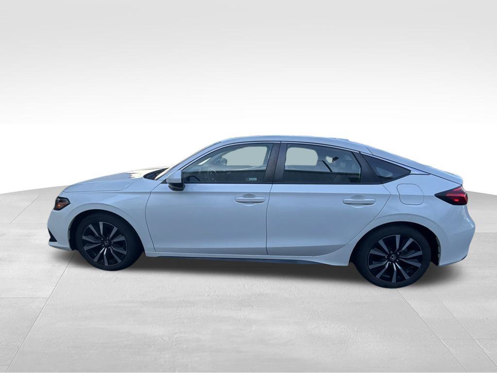 Used 2024 Honda Civic EX-L image 2