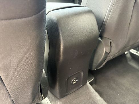Used 2022 Ford Escape SE AWD/4WD image 18