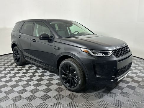 Certified 2025 Land Rover Discovery Sport S image 7