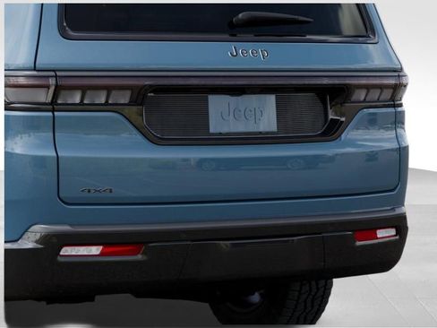 New 2026 Jeep Grand Wagoneer 4WD image 13
