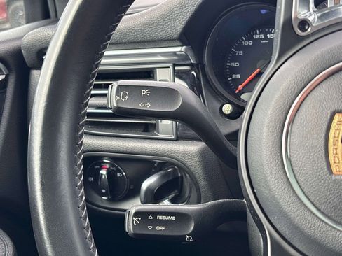 Used 2020 Porsche Macan S image 29