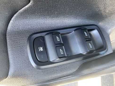 Used 2018 Ford Fiesta SE image 13